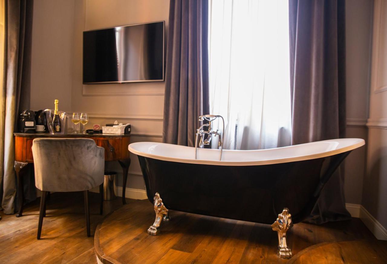Relais San Lorenzo In Lucina Róma Kültér fotó