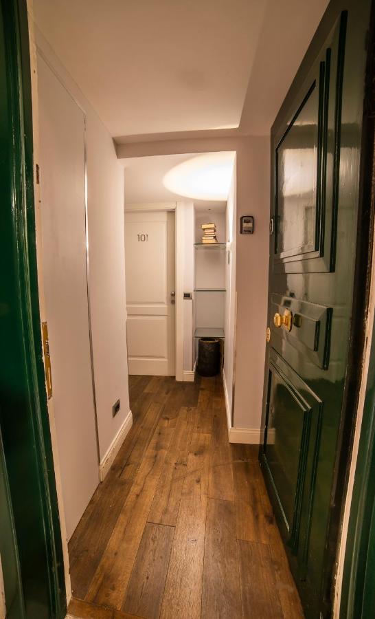 Relais San Lorenzo In Lucina Róma Kültér fotó